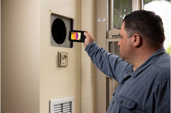 FLIR C8